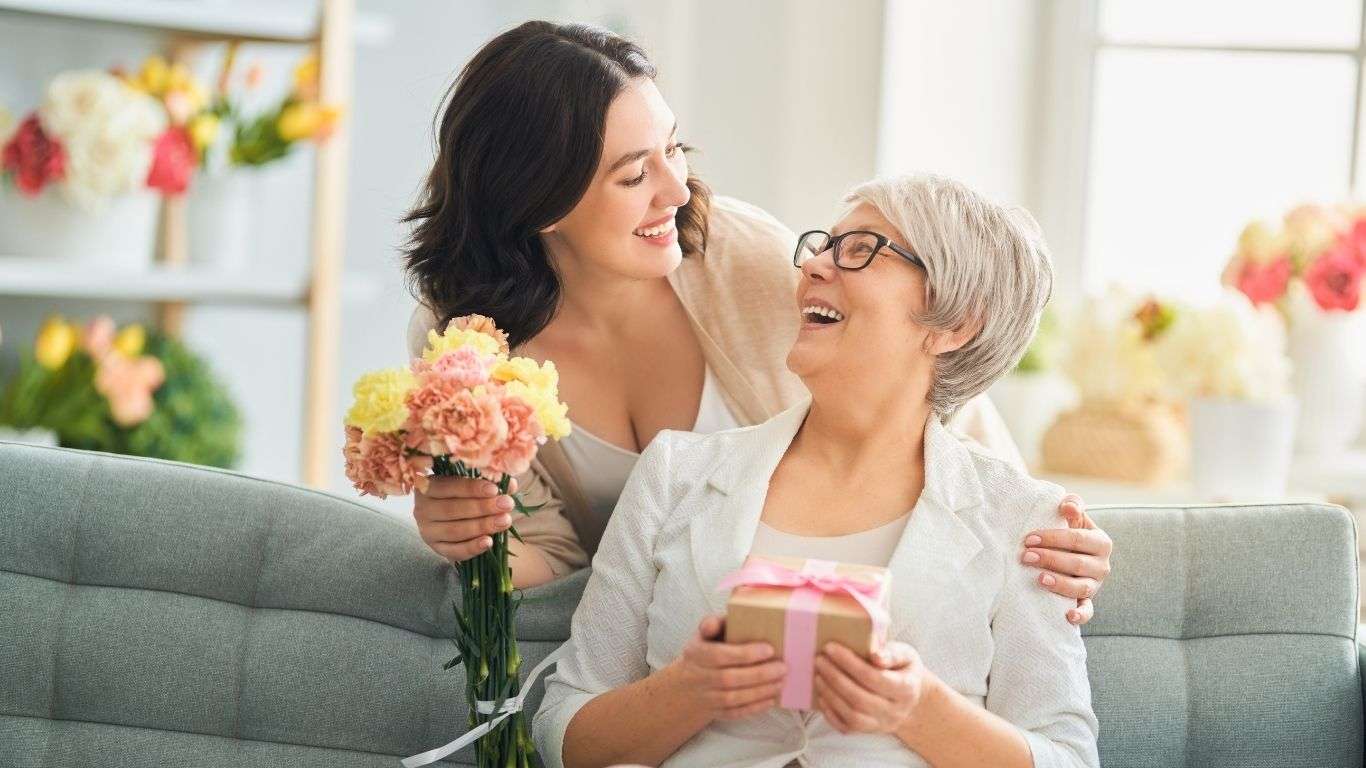 Celebrate-Mother's-Day-With-Elderly-Mom